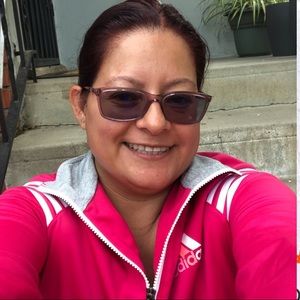 Meet your Posher, Rocio